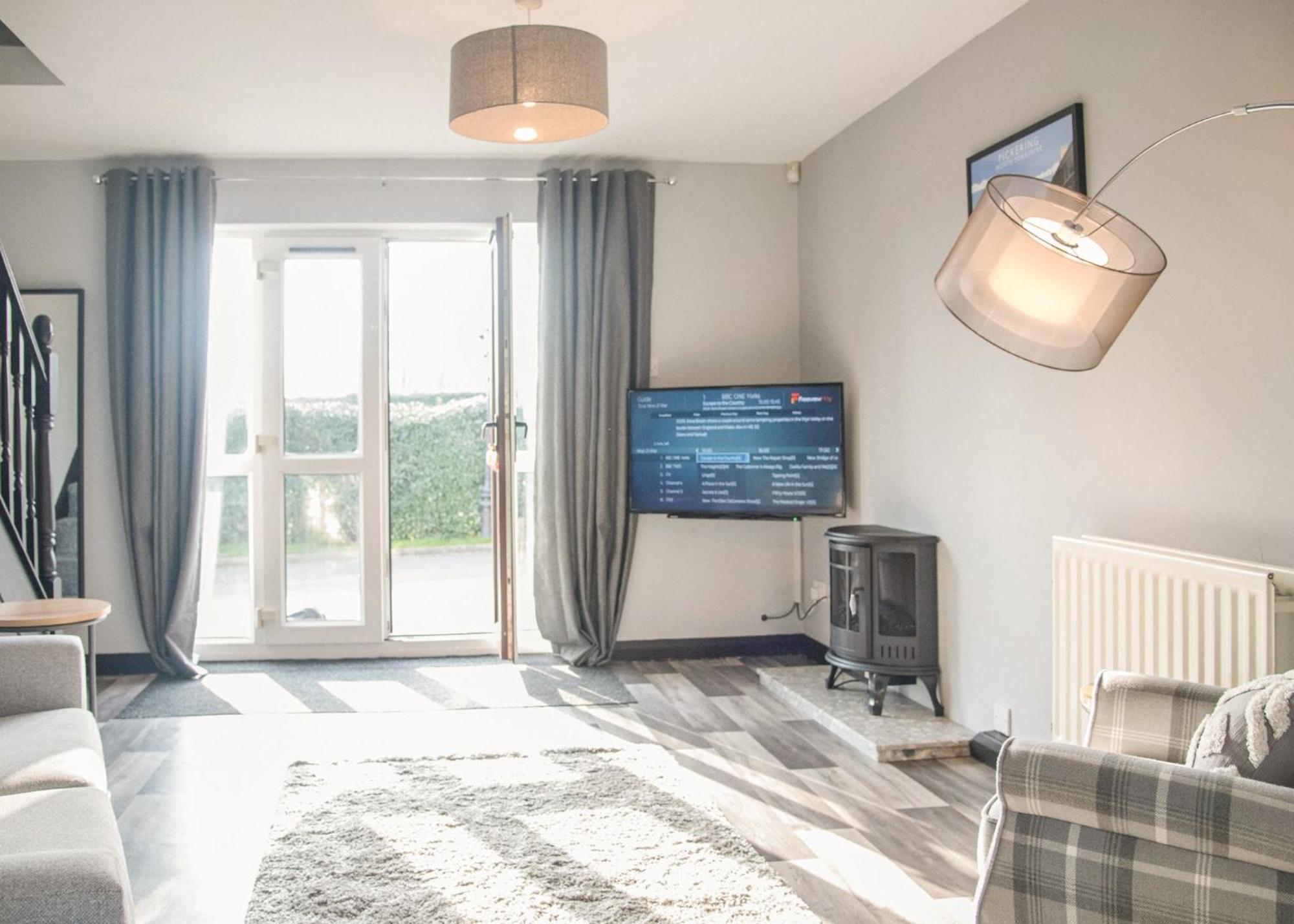 White Rose Country Cottages Thormanby Esterno foto